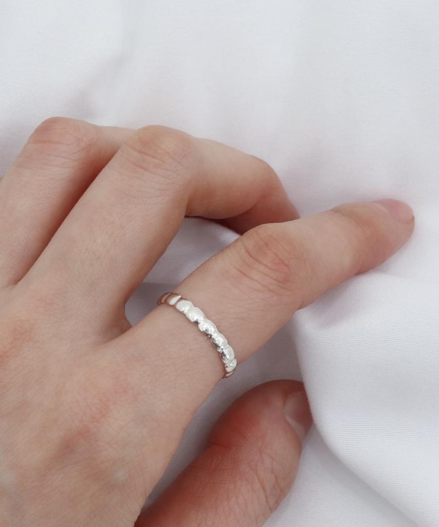 Suiove Dot Fit Ring