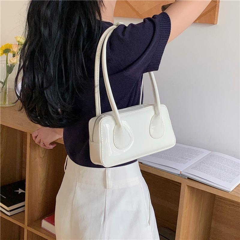Simple shoulder bag, women's high-end handbag, commuter women's patent leather styling underarm bag women