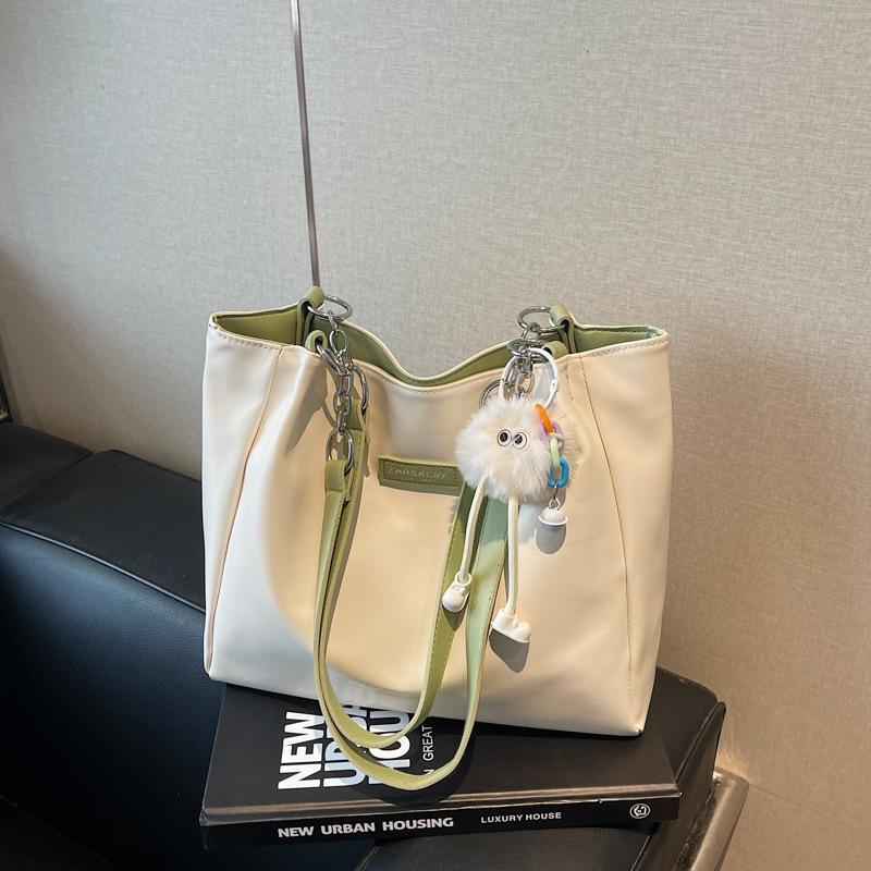 Large-capacity tote bag women's new spring and summer contrasting color shoulder underarm bag versatile class commuter bag