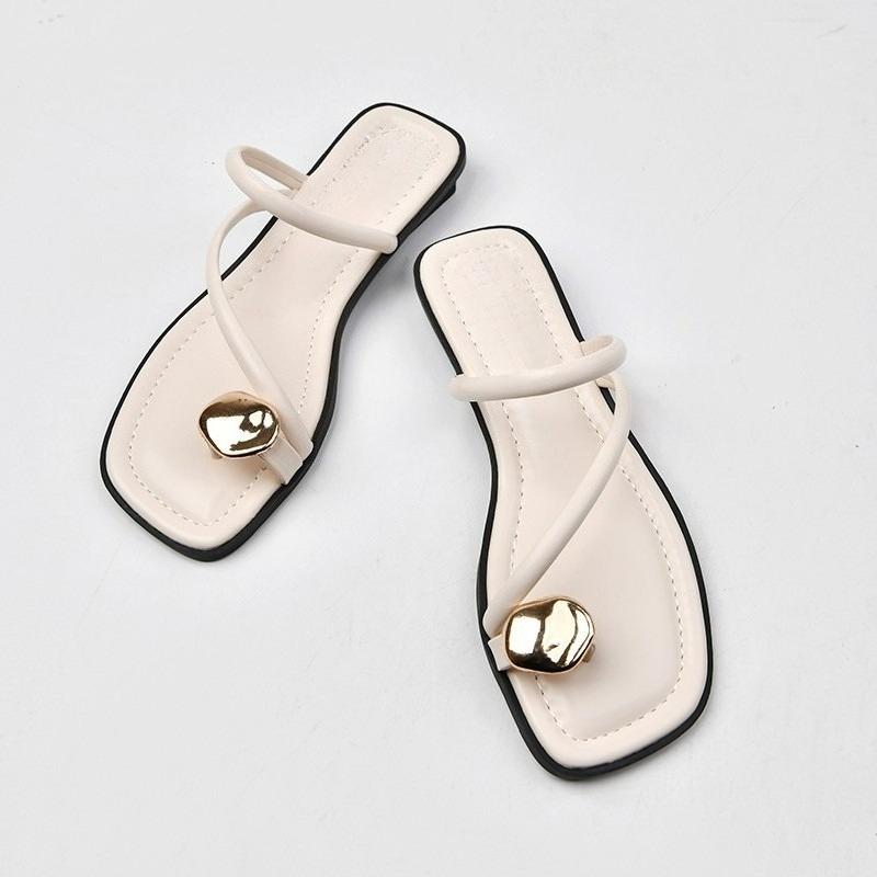 

Fashion Clip Toe Women s Slippers Exquisite Metal Decoration Flat Shoes Minimal Daily Versatile Ladies Sandals 35 слоновая кость