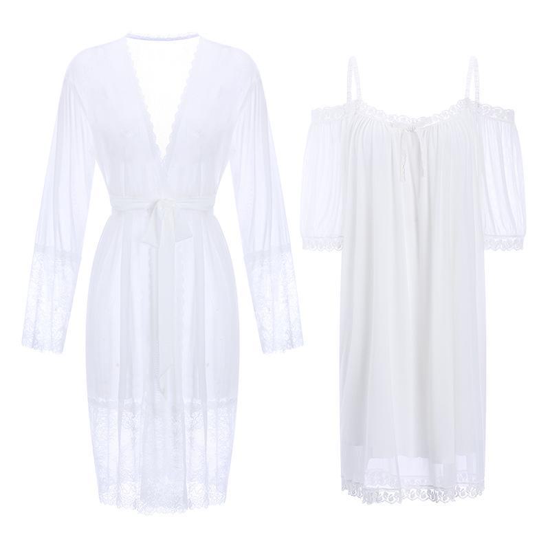 Set Pijama de Noapte Stil Prințesă din Dantelă Moale cu Plasă și Halat