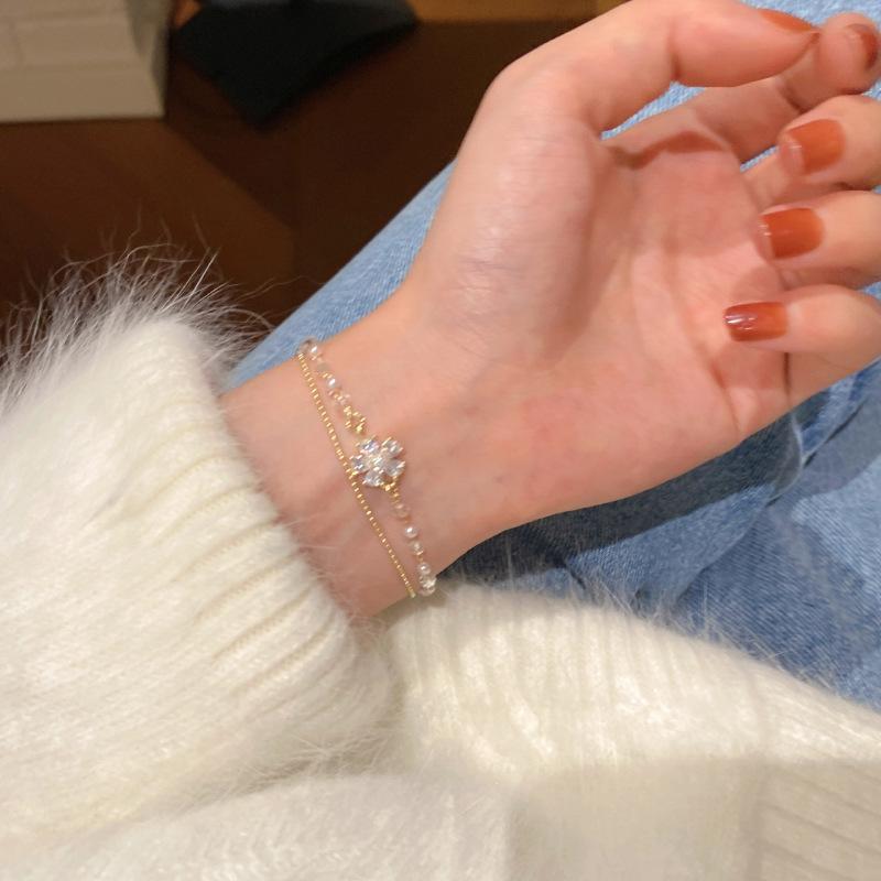 Super Flash Zircon Pearl Double-layer Flower Bracelet Raw Light Luxury Niche Jewelry