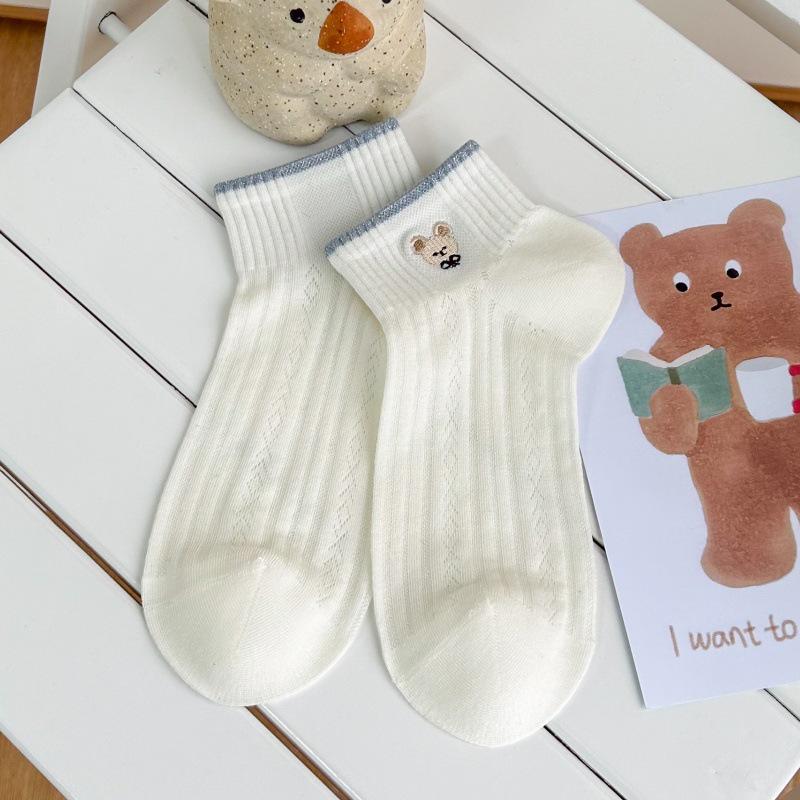 

Girls Cartoon Embroidery Seamless Cotton Socks - Breathable, Sweat-Absorbent, Odor-Resistant, Versatile for Spring/Summer High Quality/Pure Cotton Socks