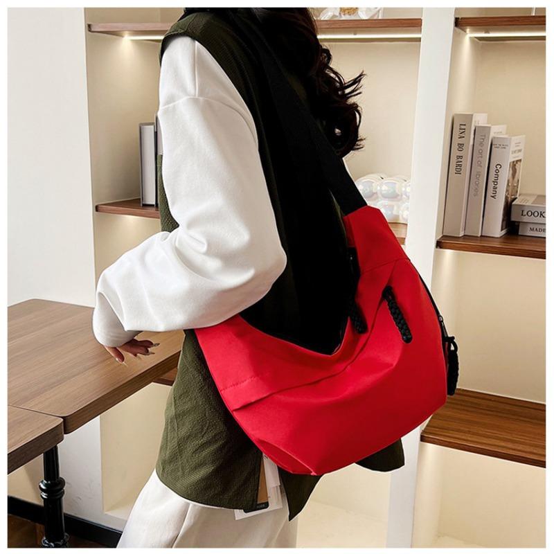 Fashion Casual Dumpling Bag Commuter Large Capacity Crossbody Bag Student Versatile Lightweight Class Shoulder Bag