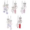 Auto Rückspiegel Ornament Niedliche Faux Perle Schleife Pompon Autoanhänger Sicheres Fahren Zubehör Geschenk für Fahrer