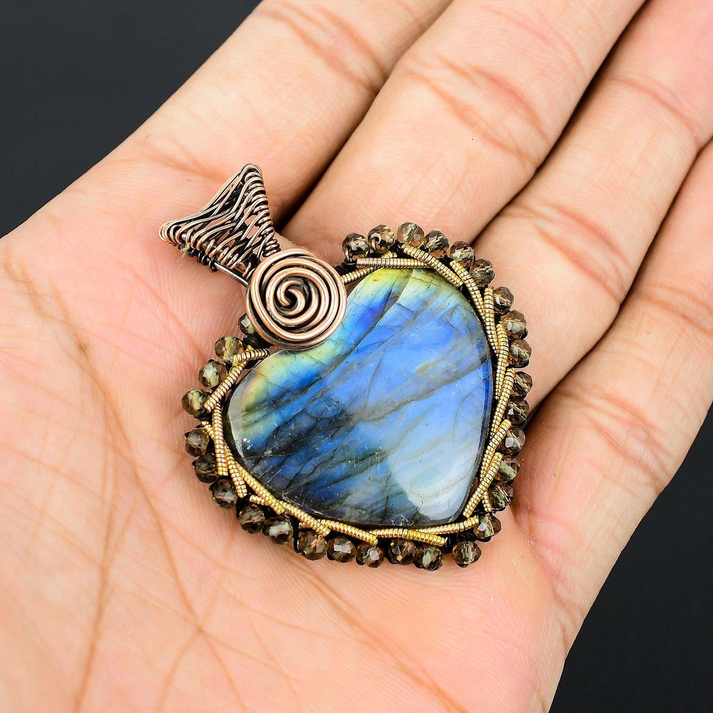 Heart Shape Labradorite Gemstone Handmade Copper Wire Wrap Jewelry Pendant For Women
