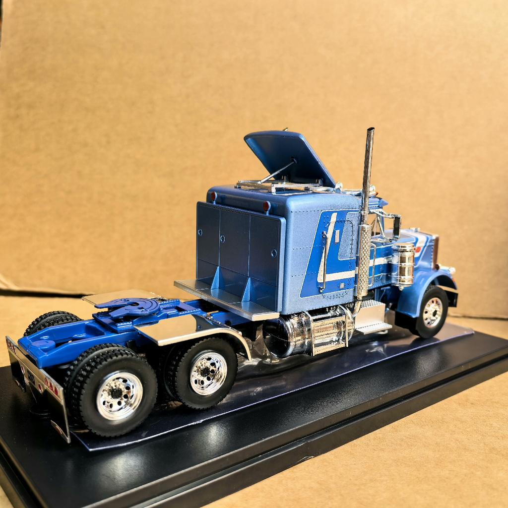 Diecast IXO 1/43 Scale PETERBILT Truck Trailer 359 1973 W7 Alloy Car Model