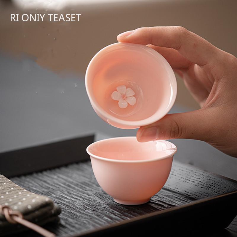 

1 Pc Creative Hand-kneading Flowers Ceramic Teacup Tea Bowl Handmade Porcelain Tea Cup Chinese Teaware Household Master Cup 6x3.5cm 40ml
