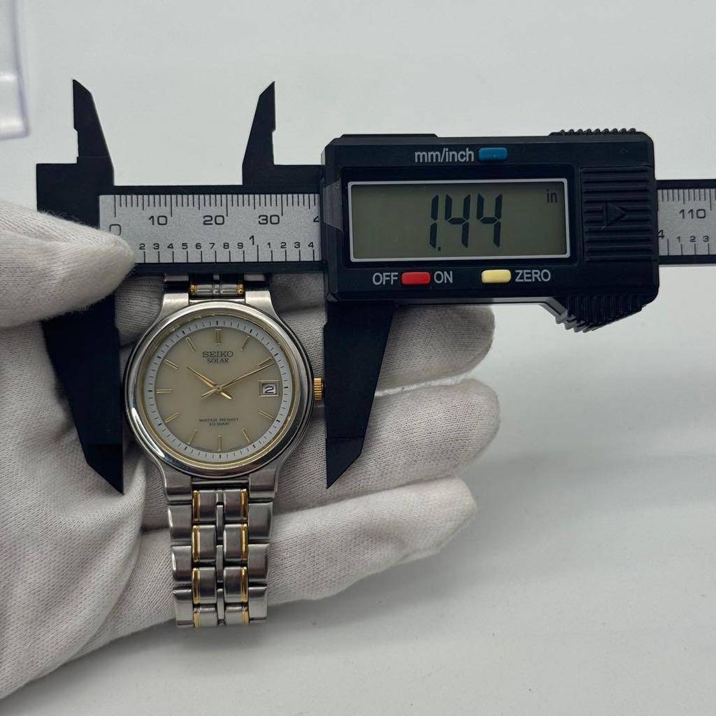 Used SEIKO Solar Beautiful Condition Watch Men's 5K22-0A30 Date Rare