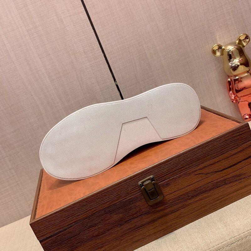 Fashion Classic Business Men Leather Casual Shoes Flats Skateboard Shoes Print Lace-up Comfortable Man Non Slip Sneakers Zapatos Hombre