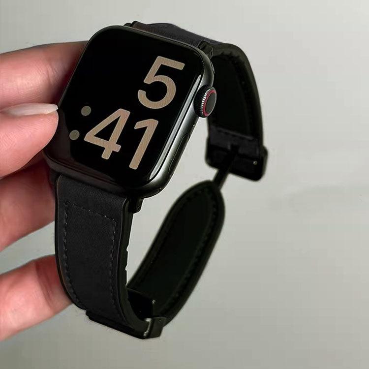 Compatible Crazy Horse Pattern Silicone Magnetic Buckle Strap for Apple Watch Series 11, Huawei Fit34, and Xiaomi Smart Band 89.