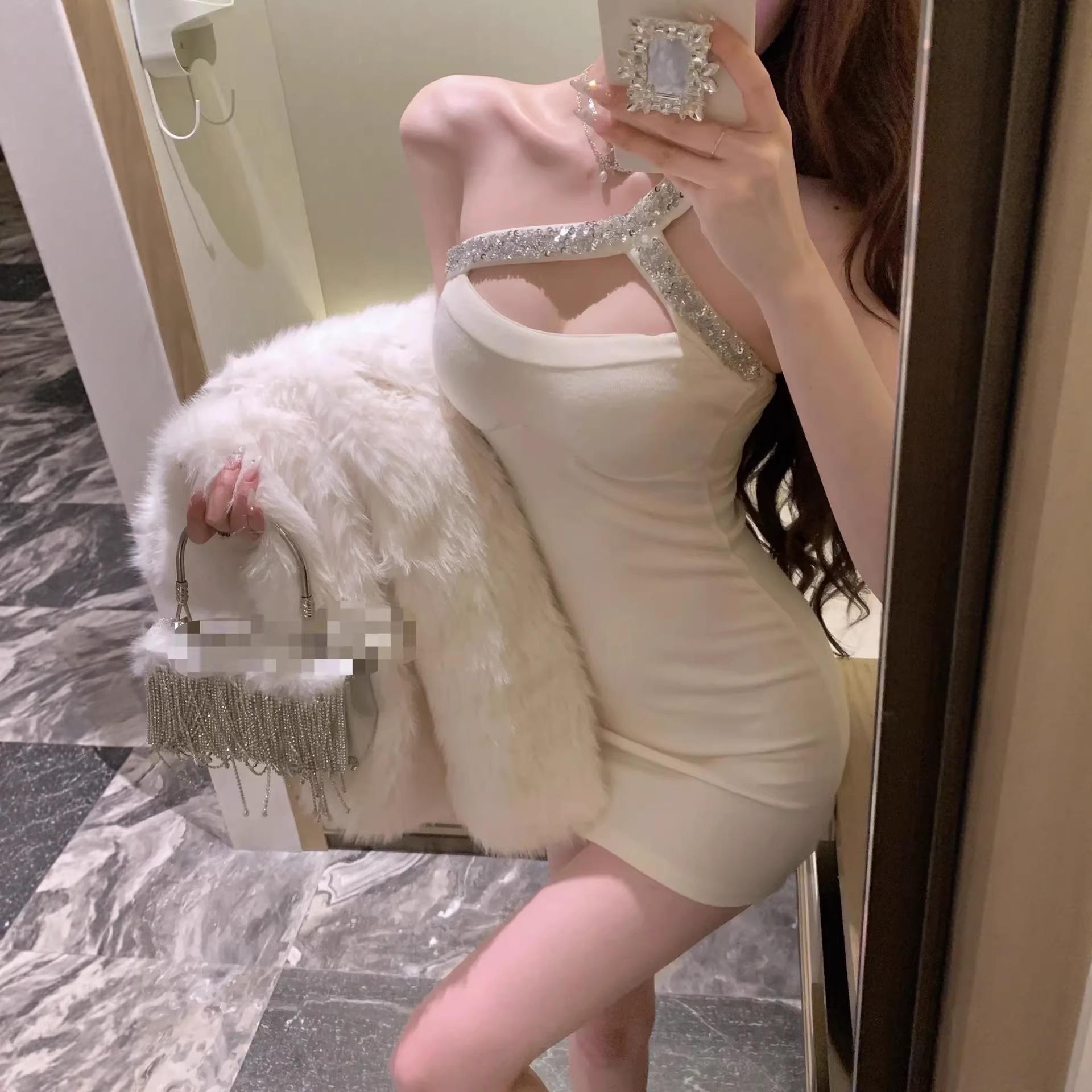 327 Elegant Winter Socialite One-Shoulder Embroidered Bodycon Dress M