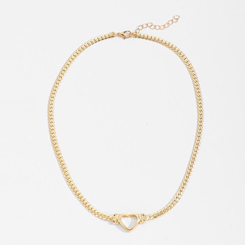 Love snake bone chain metal collarbone chain female hollow heart pendant niche light luxury high-end necklace