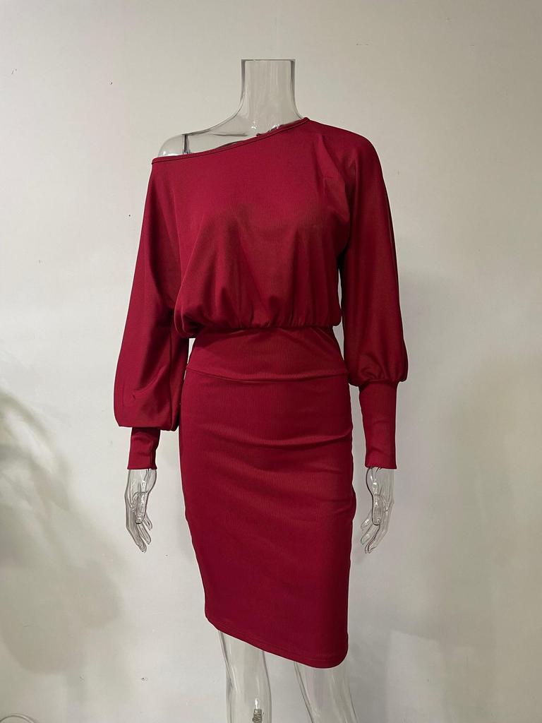 2024 European & American Autumn/Winter Slimming Figure-Flattering Plus Size Knitted Batwing Sleeve Dress