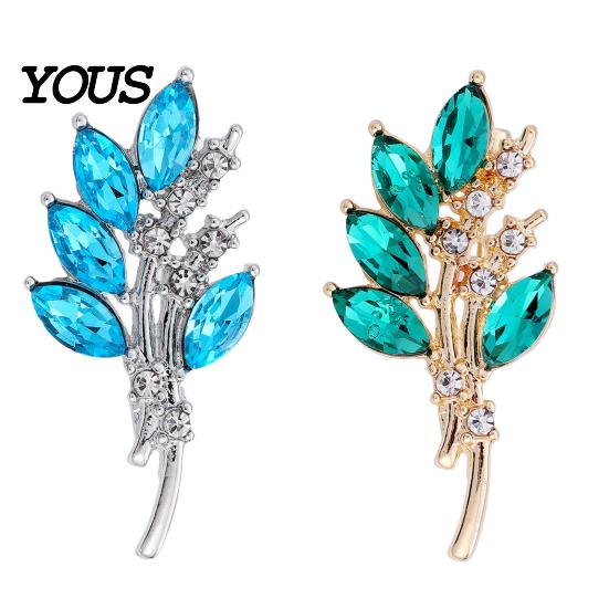 High-cut Transparent Brooch Pin for Women, Marquise Shape Olive Branch Design Vintage Style Rhinestone with Rhinestones, Metal Base Lapel Suits Coats