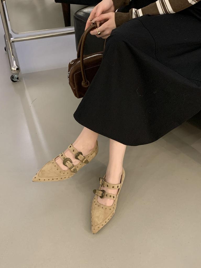 Inner heightening retro rivets shallow single shoes women's 2025 new belt buckle European and American pointed temperament Mary Jane women's shoes