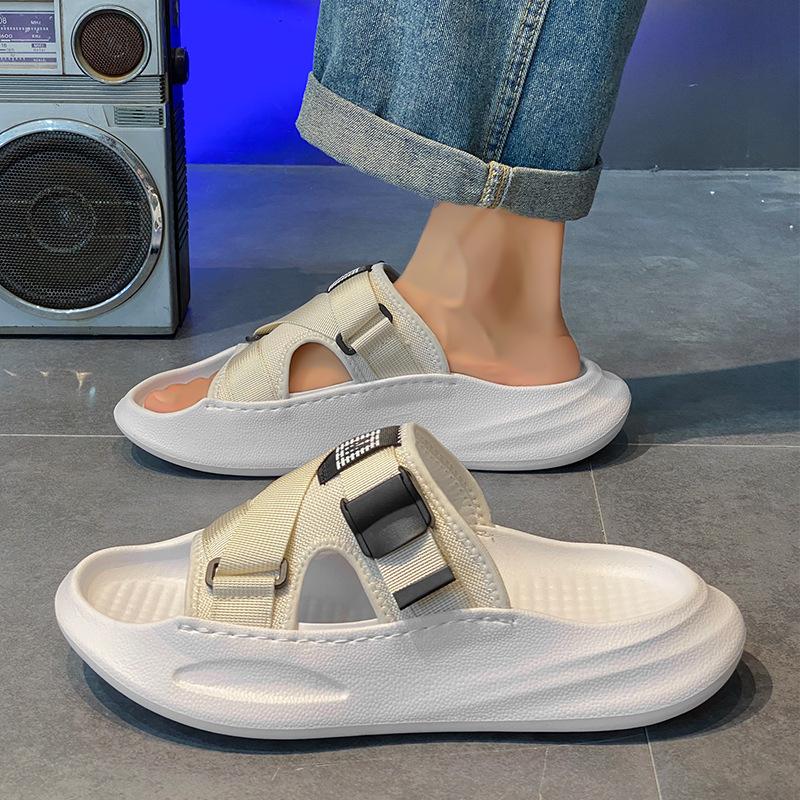Slippers men's summer non-slip new driving thick bottom stepping on shit feeling comfortable sandals home fashion versatile one-word drag