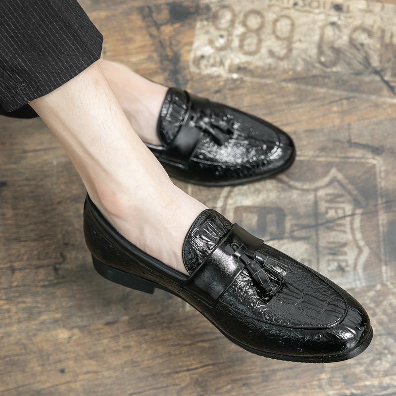 Men's Casual Leather Tassel Loafers, Size 48 - British Style Crocodile Pattern Slip-ons for Autumn