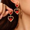 Boucles d'oreilles polyvalentes élégantes françaises avec franges et pendentif cœur rouge Cadeau pour le Nouvel An, la Saint-Valentin