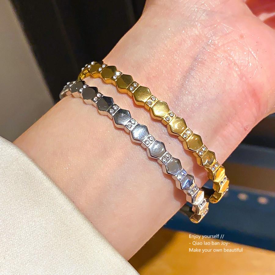 No Ip Stainless Steel Geometric Hexagon Bangle For Women With Elegant Finish For Daily Wear
