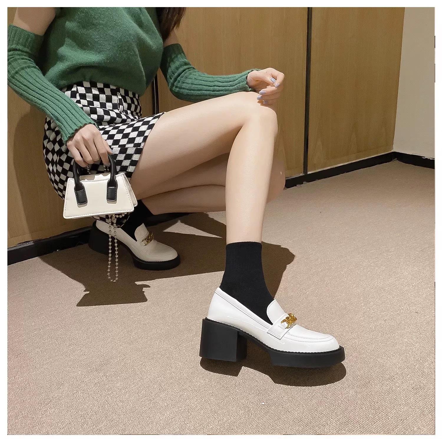 

ins heavy recommendation! Huge display height~ Leather one-pedal loafers women s platform single shoes British small leather shoes high heels 39