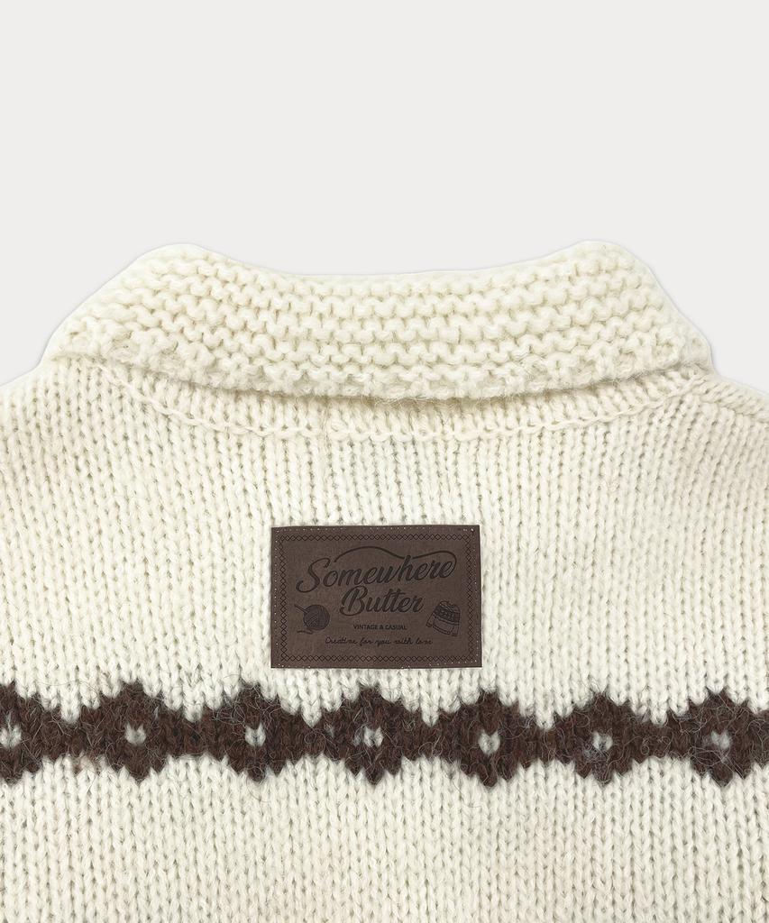 Sseomweeobeoteo Cat Vintage Alpaca Sweater - Ivory