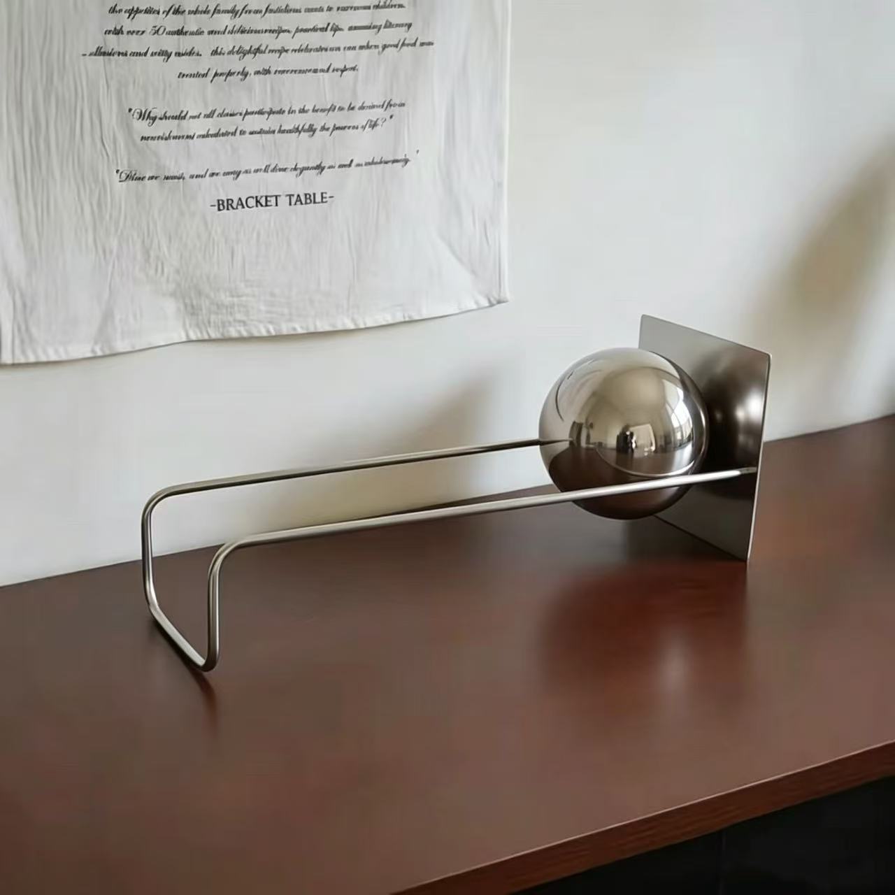 Luxury Desktop Bookshelf Book Holder Spherical