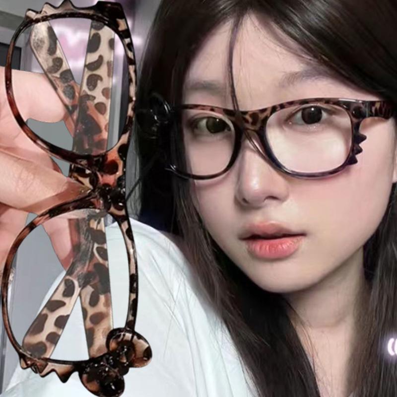 

2025 New Cosplay Korean Ins Myopia Glasses Student Bare Face Frame Ancient Anti Blue Light Protective Flat Mirror