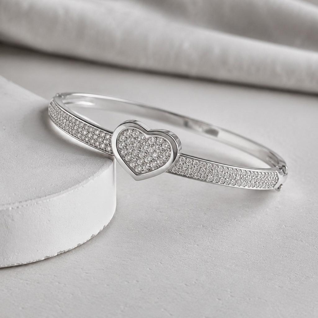 French Love Heart-set Zirconium Bracelet, Light Luxury and Exquisite Gift for Girlfriend, Heart-shaped Versatile Bracelet