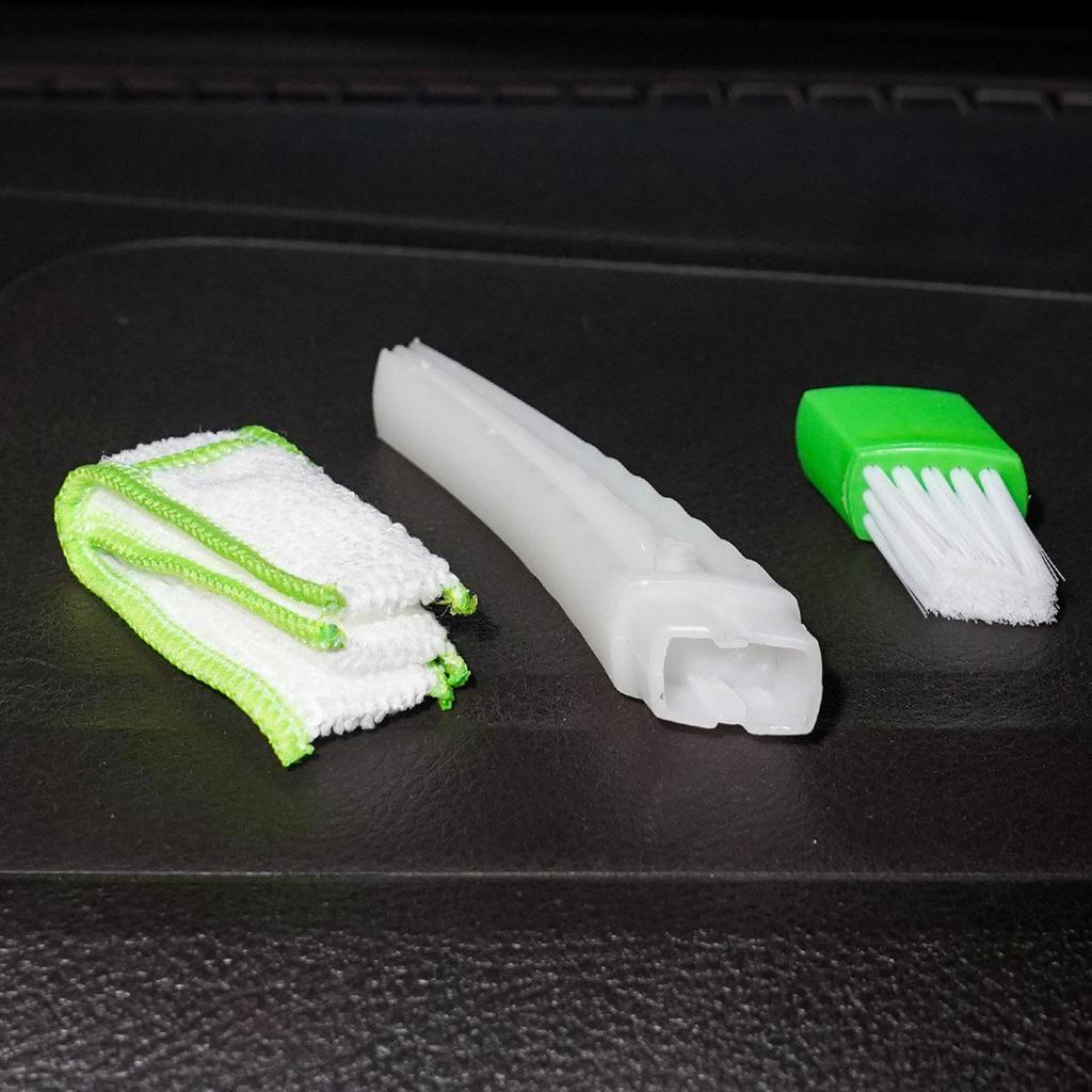 Car Vent Cleaning Brush - Dust Removal Tool for Interior Detailing