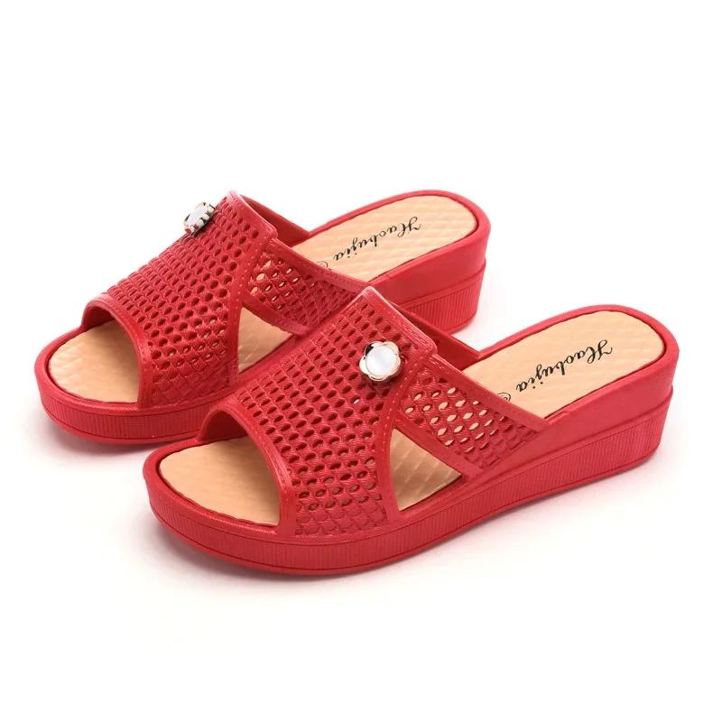 Women Shoes Summer Slippers Women Wear Outside Thick Sole Wedge Heels Fashion Slippers Soft Bottom Mother Shoes Zapatos De Mujer