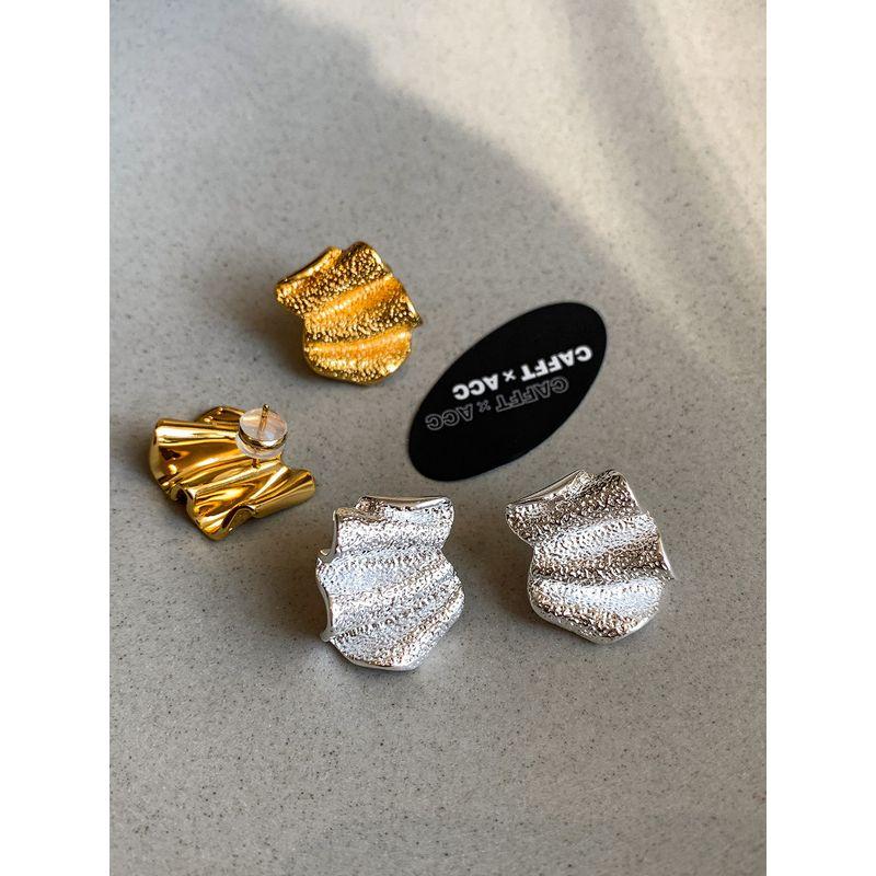 French Silver Needle Fashion Retro Exaggerated Ruched Metal Gold Silver Large Earrings Fancy Accessible Luxury Ear Studs Earrings