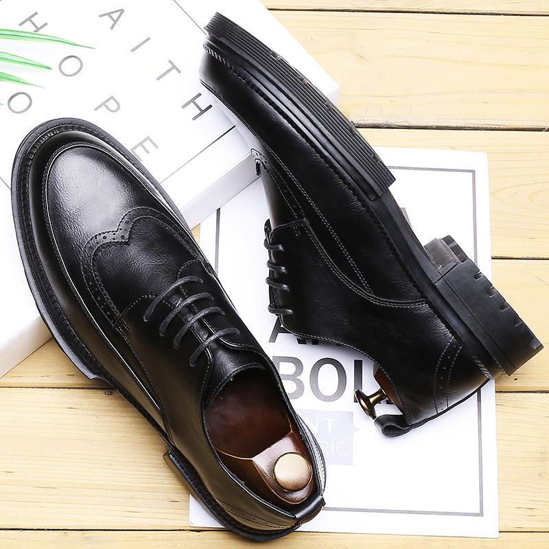 

Мужские кожаные туфли с британской заостренной головой, мужские туфли с резным узором, на шнуровке, деловая повседневная обувь, поставка от производителя, цельная Px25-M 43 чёрный