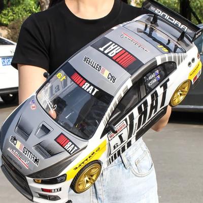Yeni LYZRC 1:10 4wd 70km/h Rc Drift Arabası Drift Tekerlekleri Çarpışma Önleyici Arazi Yarış Arabaları Arazi 4×4 Oyuncakları Rc Drift Arabası Büyük Hızlı Oyuncak Çocuk Hediyesi