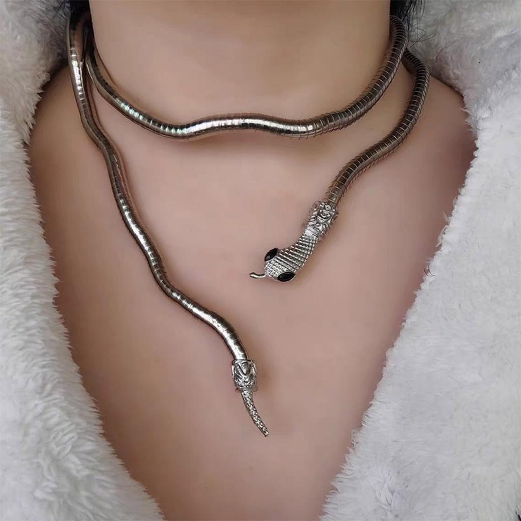 Elegant Snake Wrap Necklace Portable for Fashionable Women Seek Unique Jewelry Pieces for Parties and Celebrations