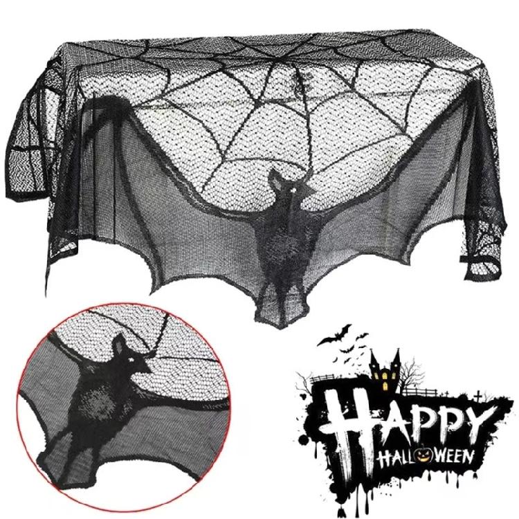 Festliche schwarze Spitzendecke für Kaminumrandung mit Spinnennetz- und Fledermausdetails für Halloween-Feier