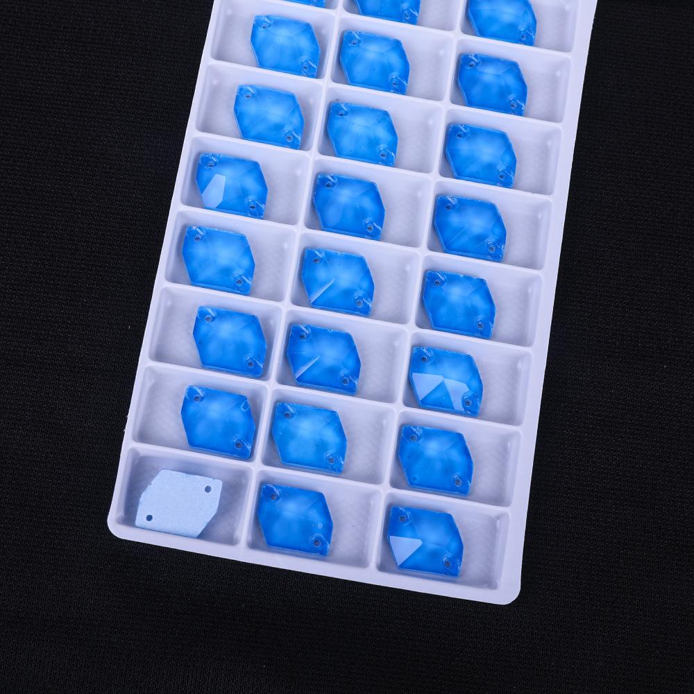 

Плоское дно, двойное отверстие, специальная форма, флуоресцентное стекло цвета мокко, ручная дрель для швов, аксессуары для танцевальной одежды, свадебные аксессуары 13 * 17Mm 20pcs/bag темно-синий