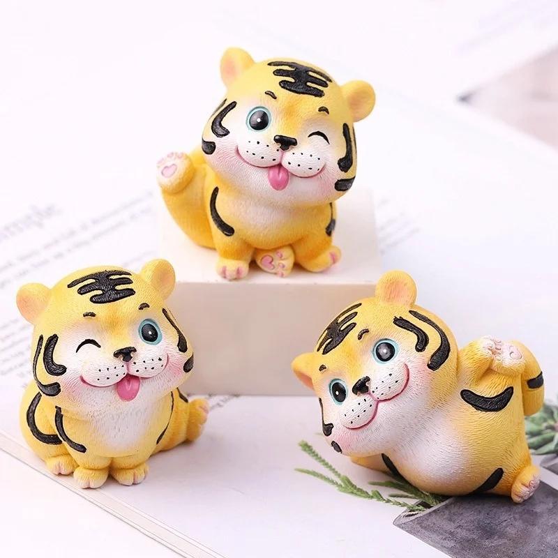 Cute Tiger Ornaments Micro Landscape Miniature Figurine Resin Craft Gift Desktop Garden Decor Home Miniatures Figurines