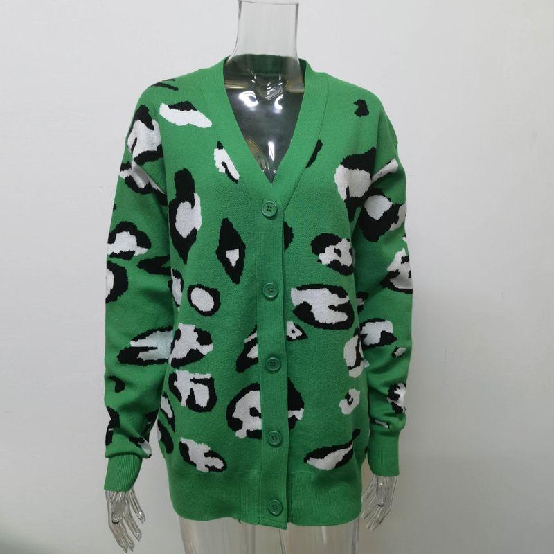 

Fashion Autumn and Winter V-neck Contrast Color Knitwear Loose Sweater V-Neck Colorblock Loose Sweater Green M