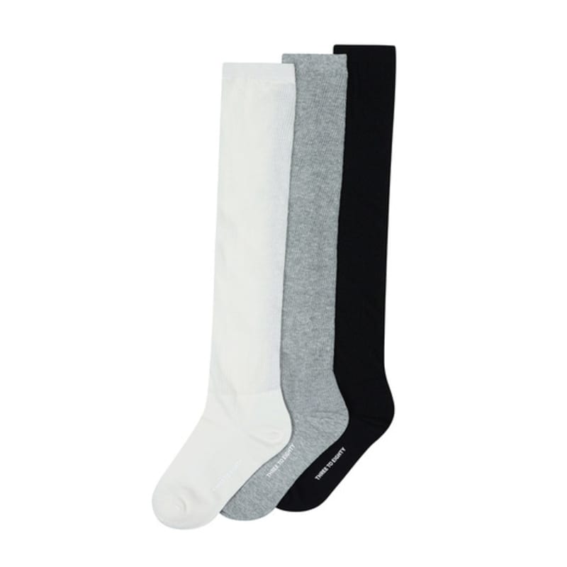 THREE TO EIGHTY SOFT LONG SOCKS (3COLORS)