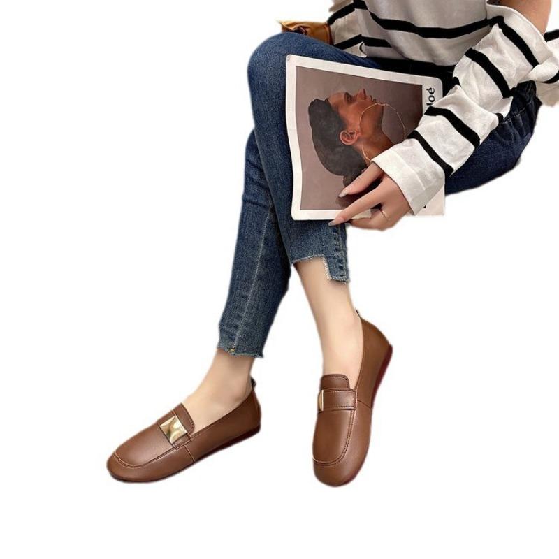 Casual Single Shoes Women's Autumn and Winter New Large Size Round Head Low Heel Simple and Versatile One-pedal Single Shoes
