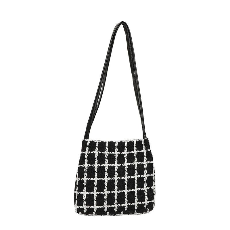 

Bag Women s Spring New Trendy Simple Fashion Atmospheric Underarm Bag Portable Checked Large Bag чёрный