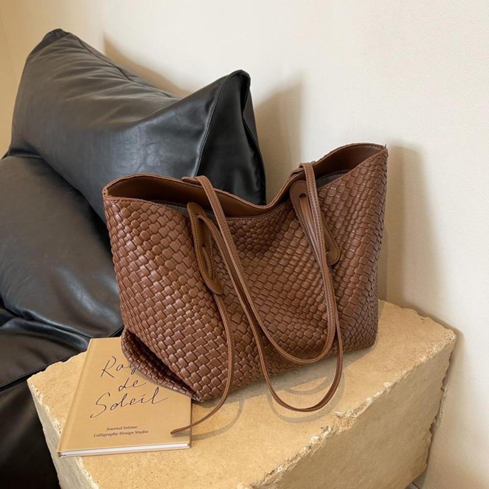 Fashion handbag women's spring and summer new product retro rhombus woven shoulder large capacity versatile tote bag