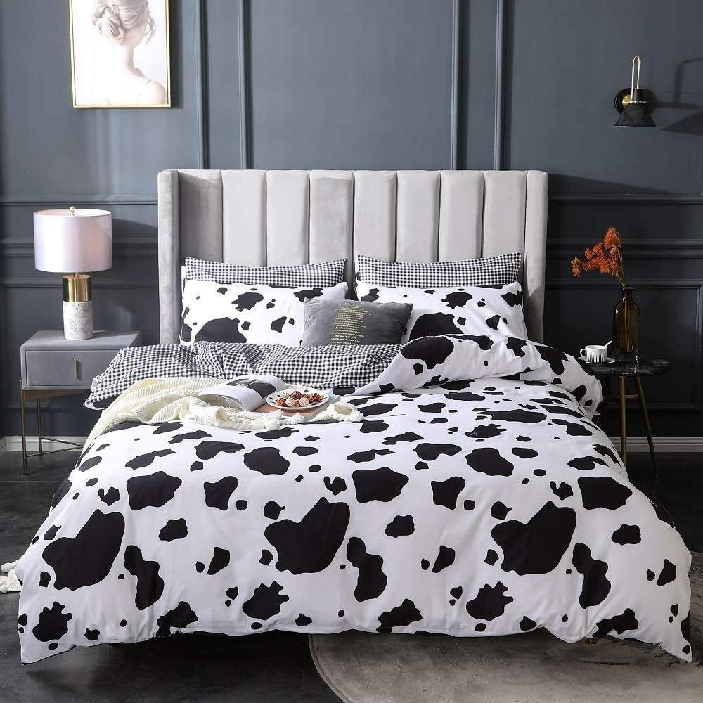 Cartoon Cow pattern Duvet Cover  bedding set,  boys, girls adult  microfiber duvet cover zipper duvet coverand 2 pillowca