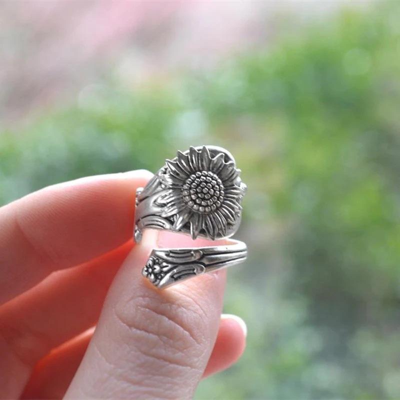 New Women's Retro Daisy Open Ring Simple New Jewelry