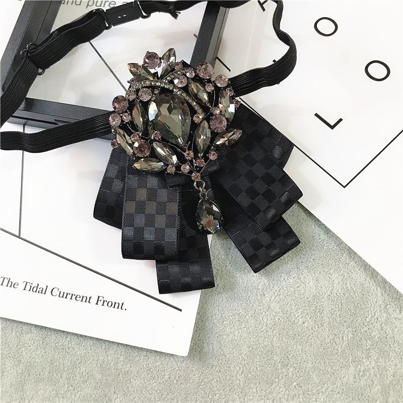 Korean Version of Bow Tie Female College Style Japanese Free-play Female Collar Flower Diamond Jewelry Shirt Accessories Male Bo