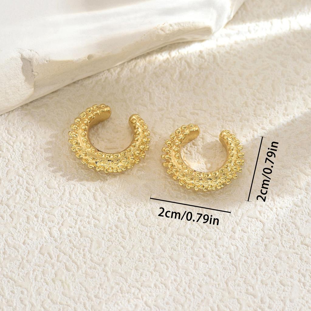 Exaggerated Style Women's Earrings Geometric C-shaped Metal Design High-end Stud Earrings Niche Earrings Fashion