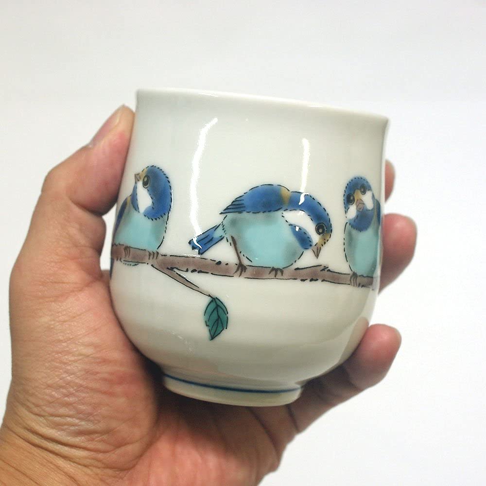 Waza No Kura Kutani Ware Teacup with a Mountain Sparrow Design. Stylish Ceramic Teacup and Bowl. Made In Japan.