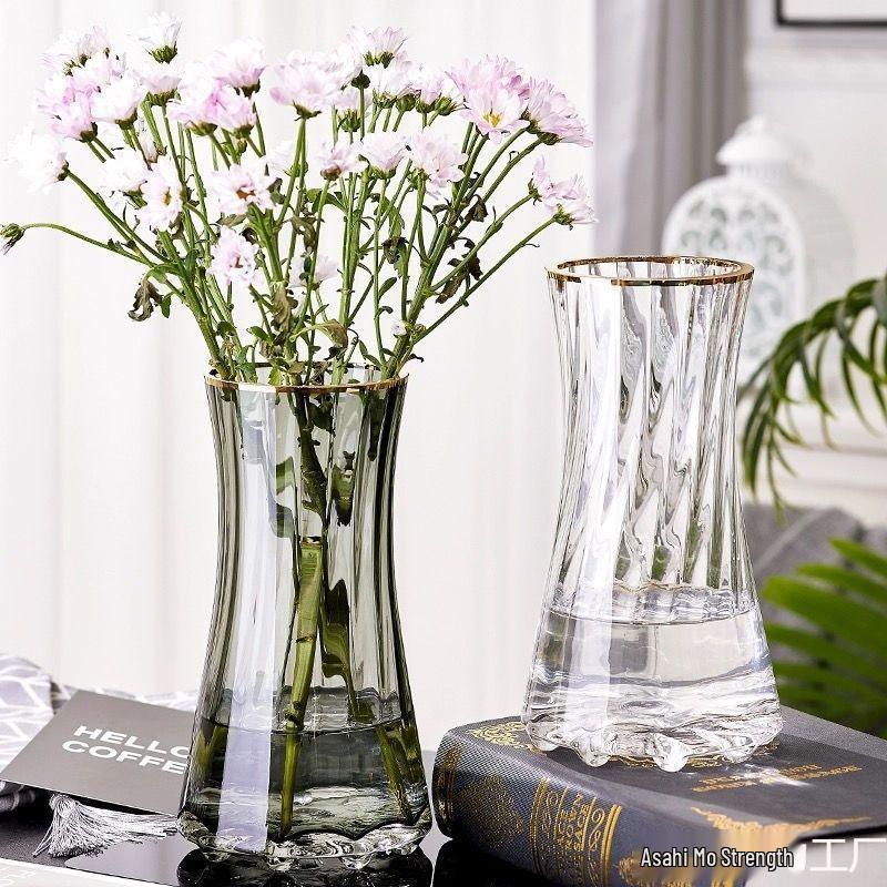 Light Luxury Nordic Glass Vase for Hydroponic Lily Flower Arrangement