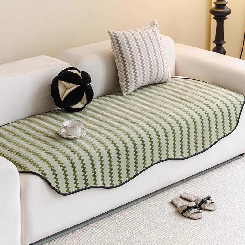Special-Shaped Chenille Sofa Cushion, High-End Irregular Non-Slip Seat Cushion, All-Season Leather Sofa Cover Seat Cushion